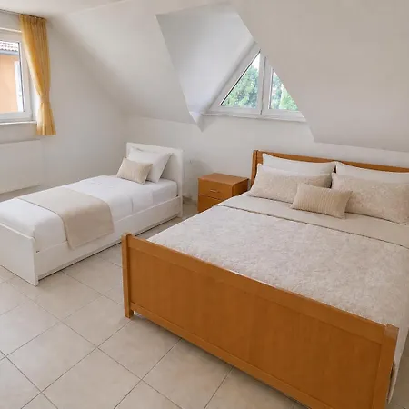 Cozy House, Pleasant Location, Very Near Cologne ヴィラ